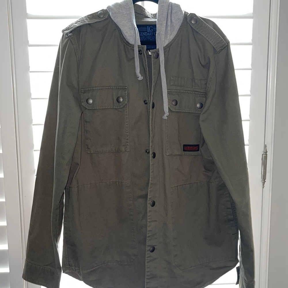 Mens XL green shirt jacket with grey cotton hood. Excellent condition.